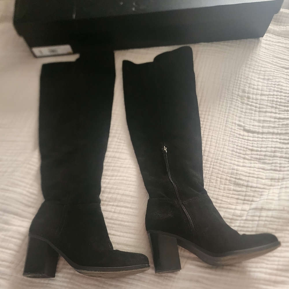 Naturalizer Kyrie Black Suede Boots